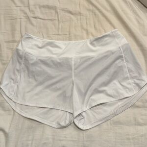 Lululemon White women’s Speed Up lined shorts size 12